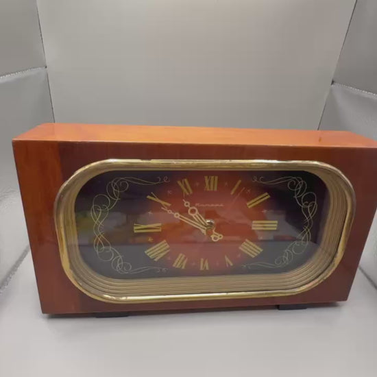 Yantar Soviet Wooden Mantel Clock with Roman Numerals, Orel - video
