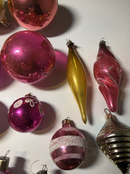 Soviet Glass Christmas Ornaments Lot of 42, Baubles & Figures (Lot 32) - photo 9