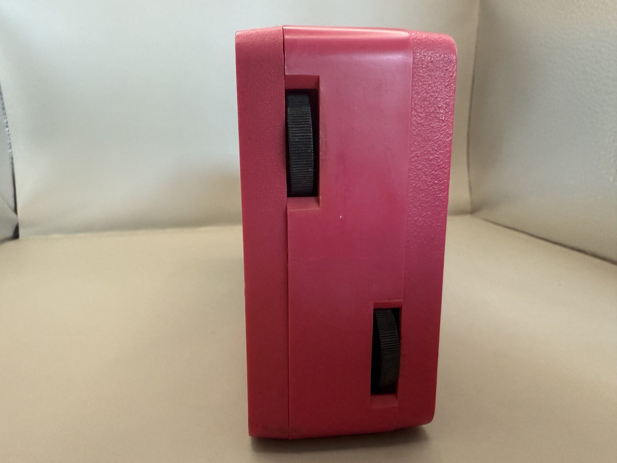 Selga Soviet Portable Transistor Radio, Red Case, Riga - photo 3