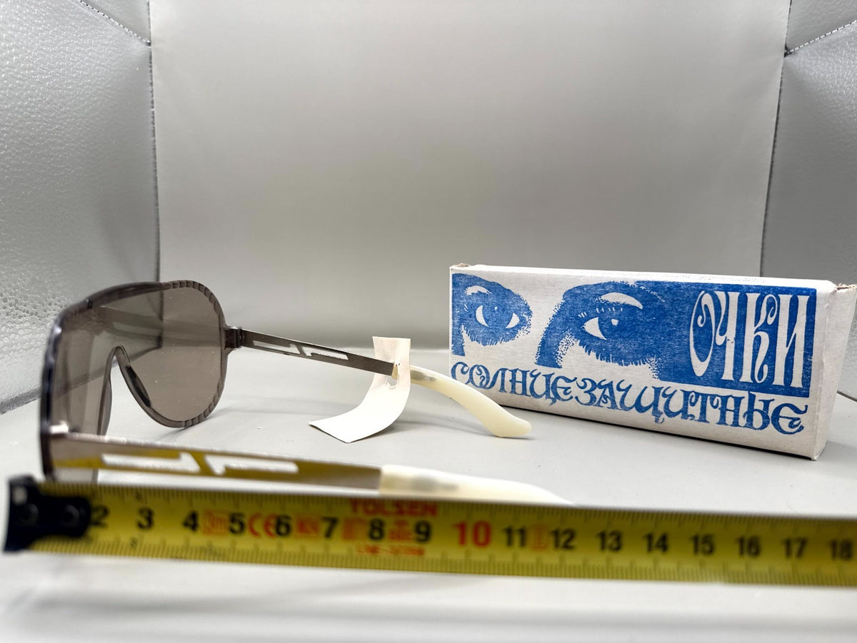 Soviet Shield Sunglasses Izyum, NOS with Original Box - photo 5