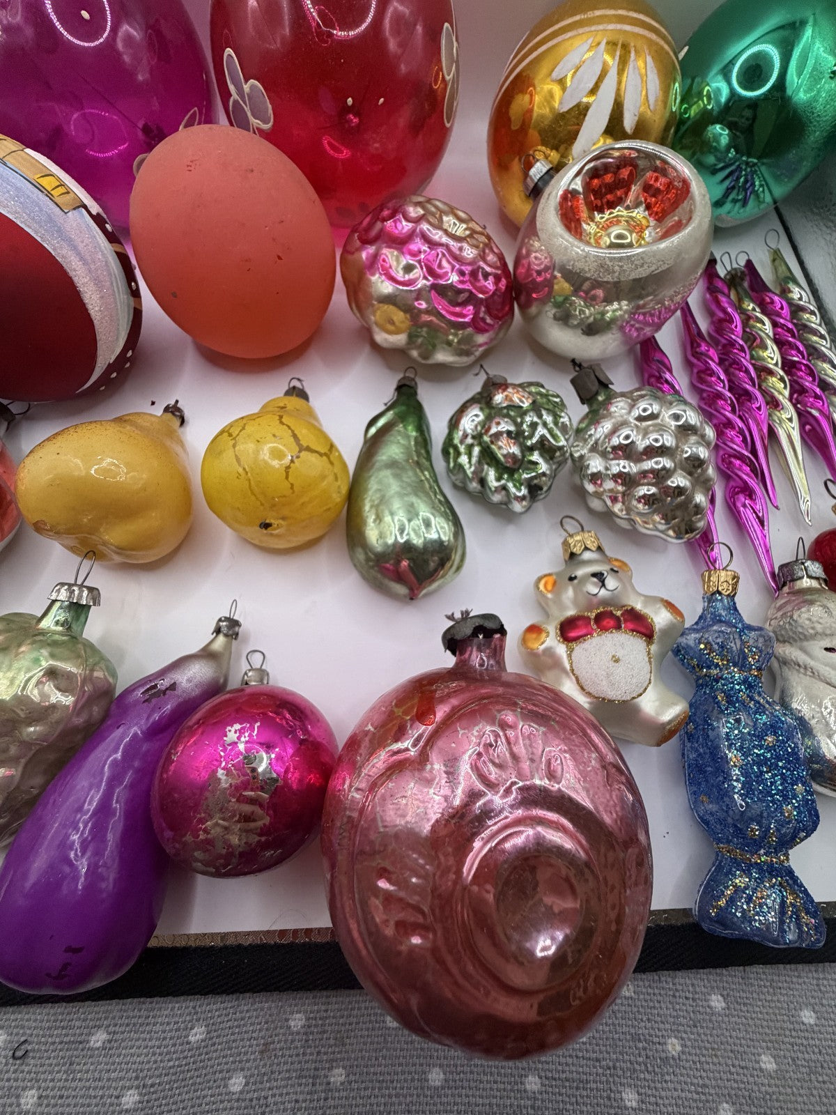 Soviet Glass Christmas Ornaments Lot of 30, Baubles & Figures (Lot 30) - photo 7