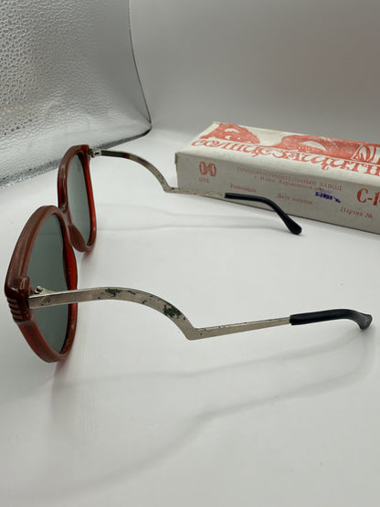 Vintage Soviet-Style Sunglasses C-140 Red, 1993, NOS with Sticker - photo 6