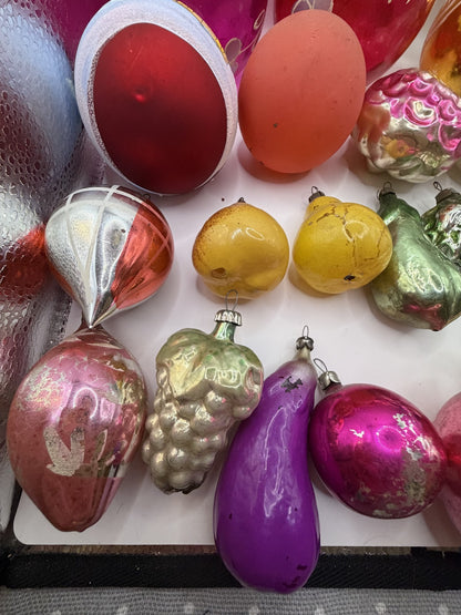 Soviet Glass Christmas Ornaments Lot of 30, Baubles & Figures (Lot 30) - photo 6