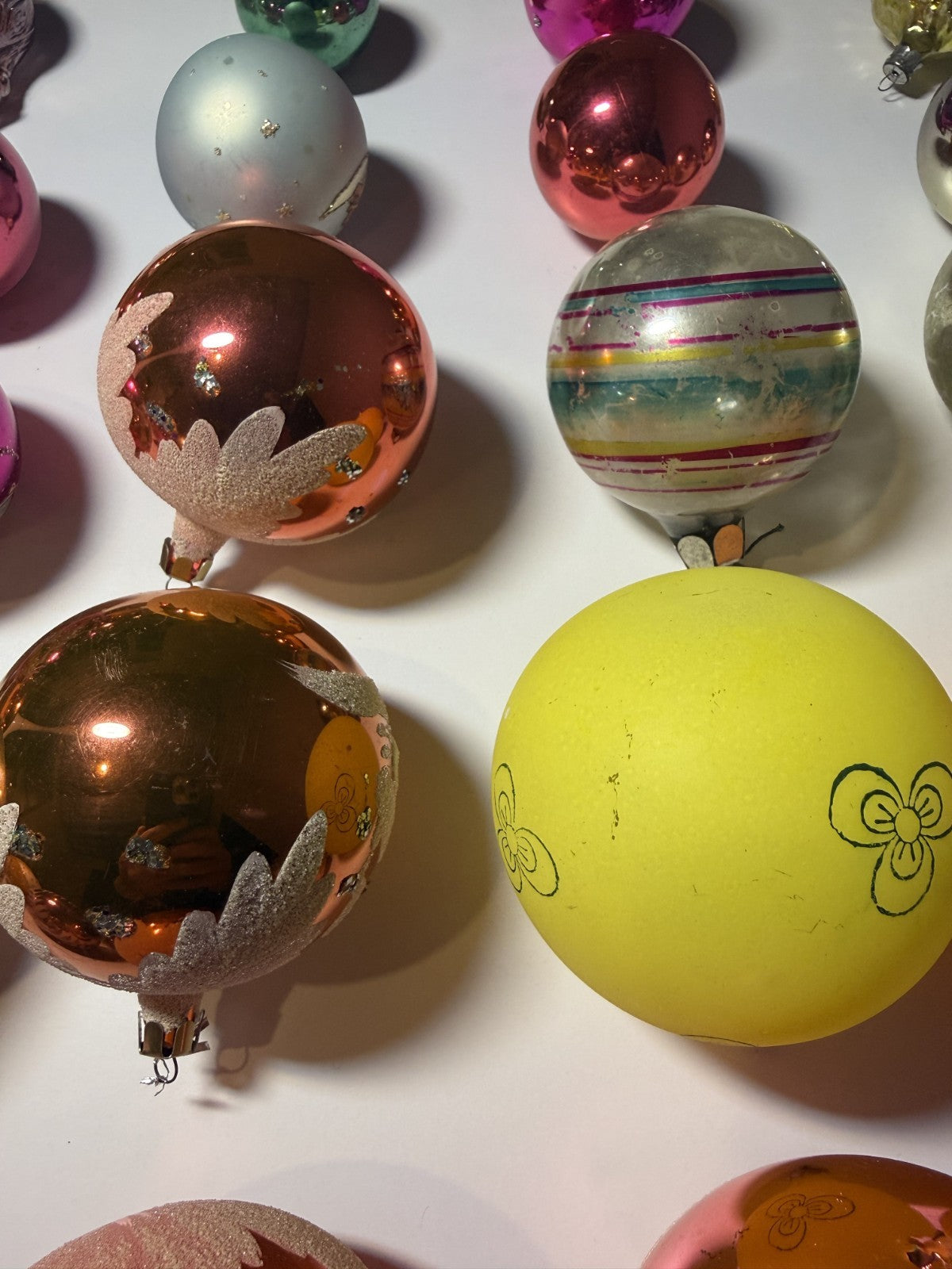 Soviet Glass Christmas Ornaments Lot of 30 Baubles (Lot 31) - photo 6