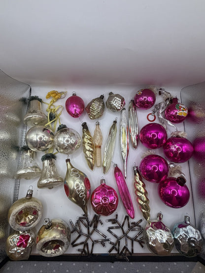 Soviet Glass Christmas Ornaments Lot of 30, Baubles & Icicles (Lot 29) - photo 1
