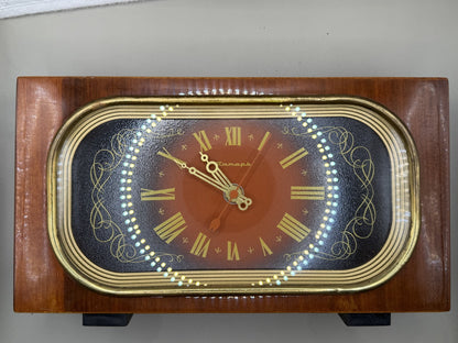 Yantar Soviet Wooden Mantel Clock with Roman Numerals, Orel - photo 2