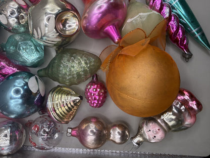 Soviet Glass Christmas Ornaments Lot of 44, As-Is for Craft (Lot 4) - photo 5