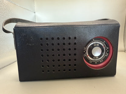 Selga Soviet Portable Transistor Radio, Red Case, Riga - photo 9