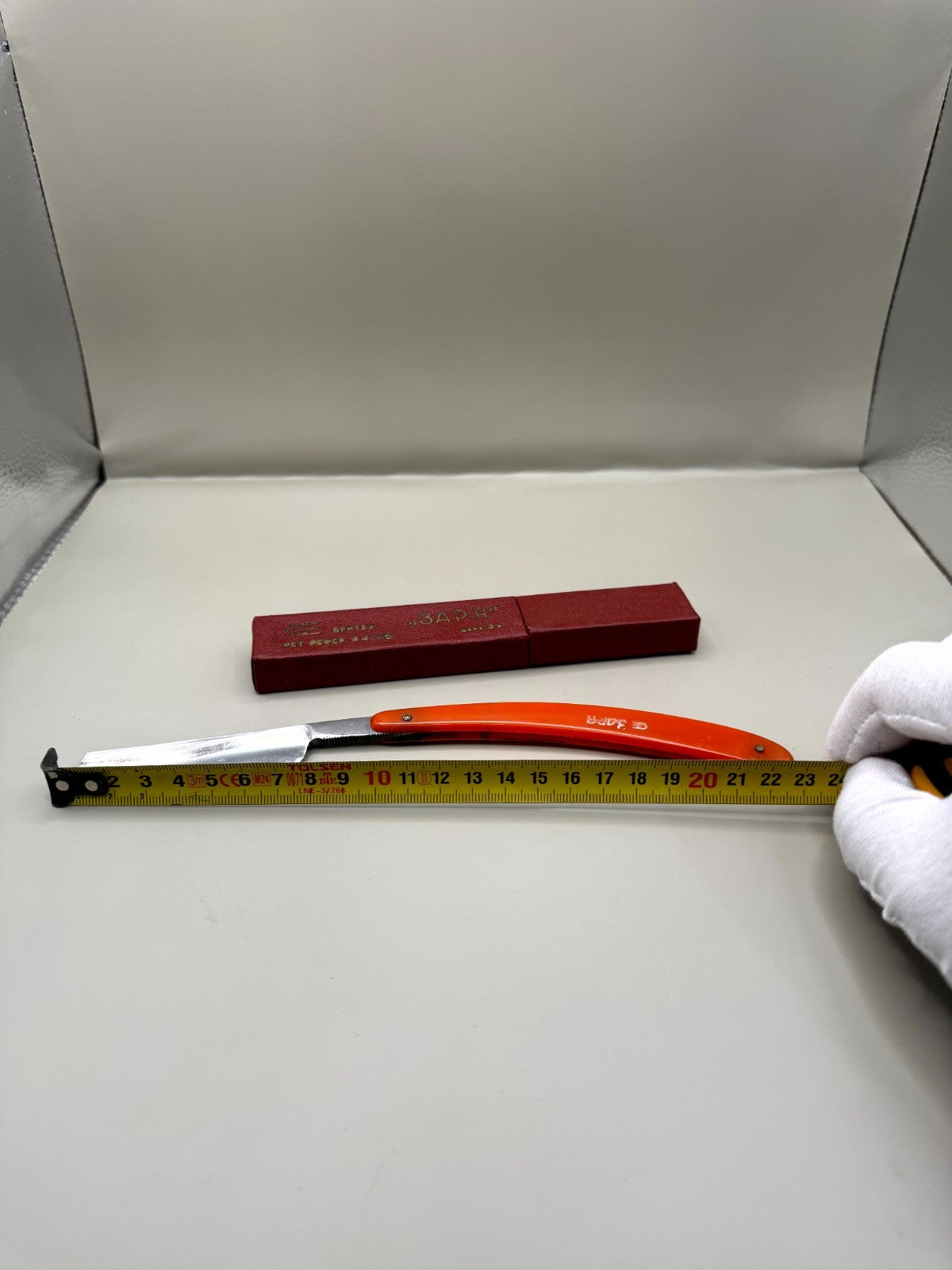 Soviet Zarya Straight Razor, Carbon Steel, Orange Handle, Box - photo 4