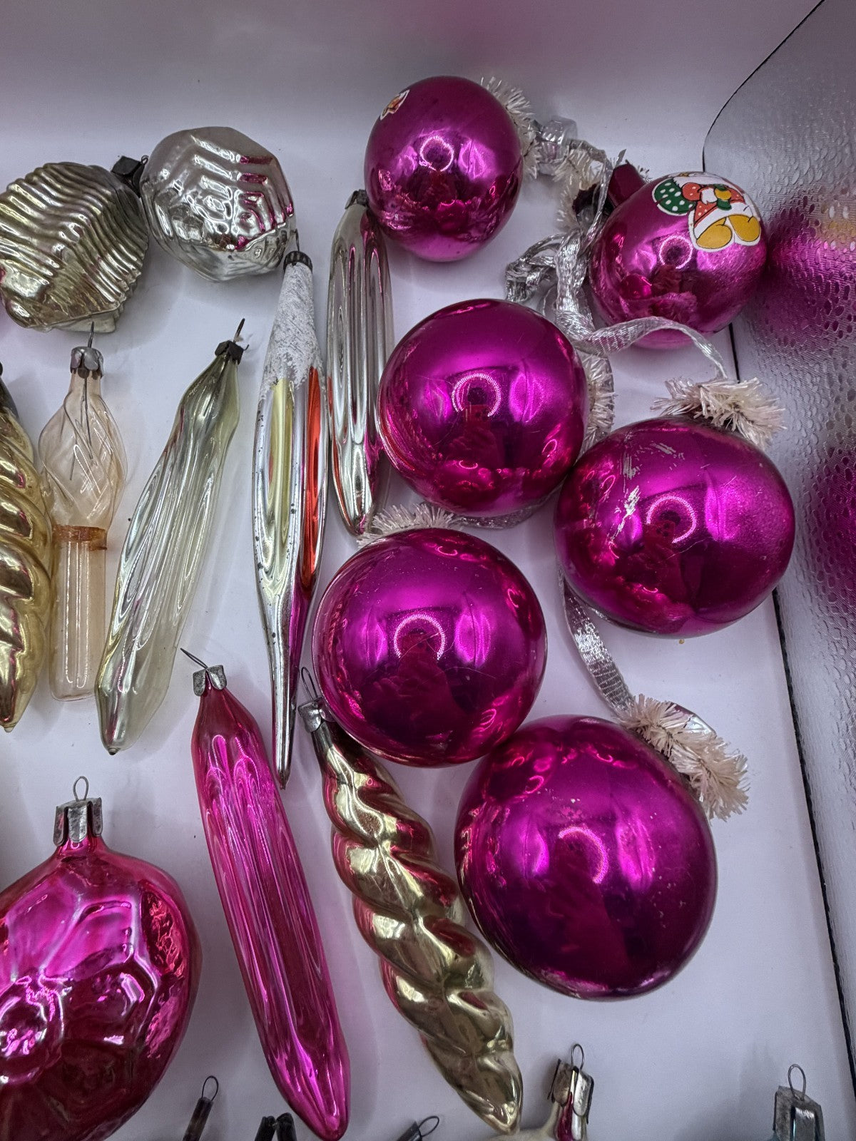 Soviet Glass Christmas Ornaments Lot of 30, Baubles & Icicles (Lot 29) - photo 9