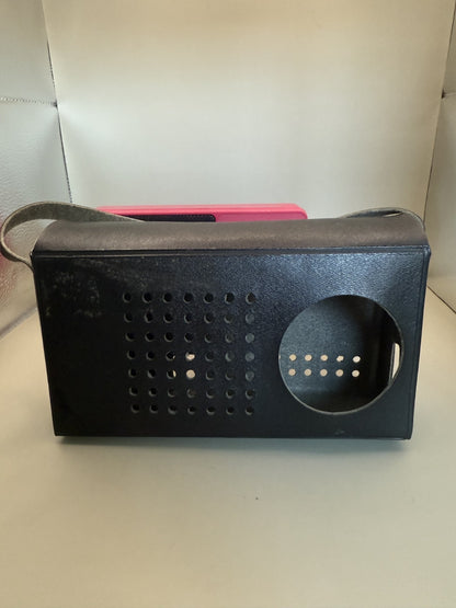 Selga Soviet Portable Transistor Radio, Red Case, Riga - photo 8