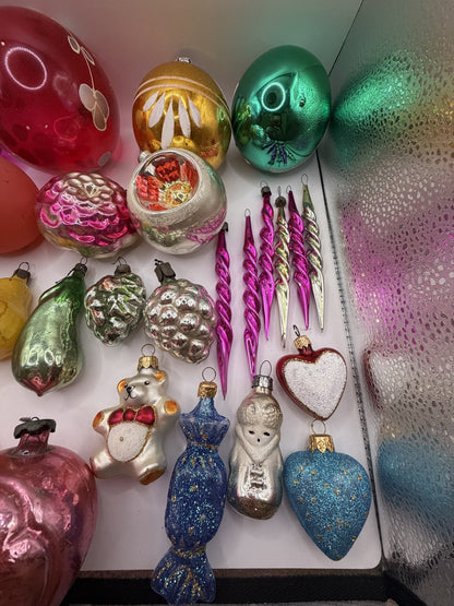 Soviet Glass Christmas Ornaments Lot of 30, Baubles & Figures (Lot 30) - photo 2