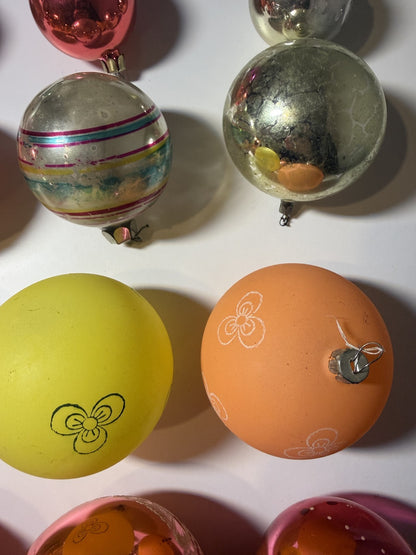 Soviet Glass Christmas Ornaments Lot of 30 Baubles (Lot 31) - photo 7