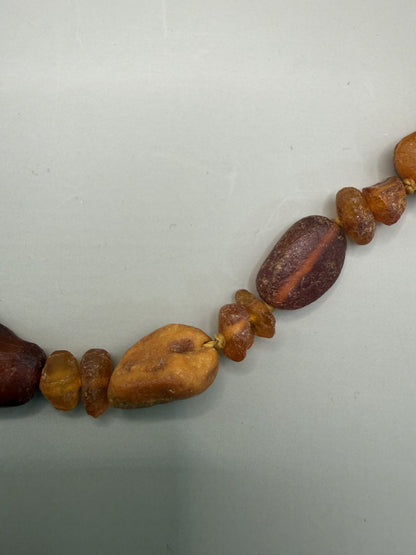 Vintage Baltic Amber Bead Necklace, Raw Stones, 43 cm, USSR - photo 4